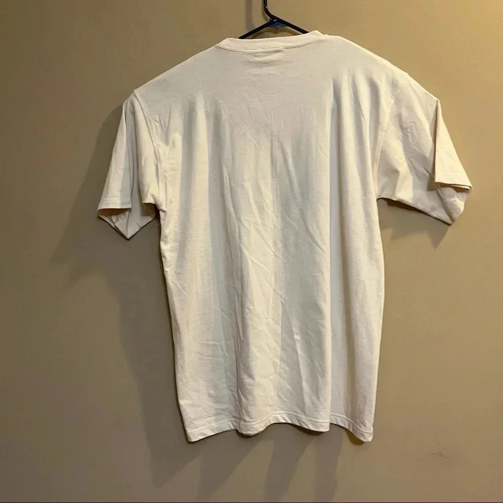 Vintage NWT Taz T-Shirt Looney Tunes Hiking Embroidered Size Large 1992 Beige - Picture 5 of 8